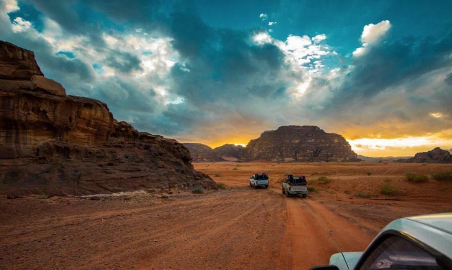 Wadi Rum Bedouin House Экстерьер фото